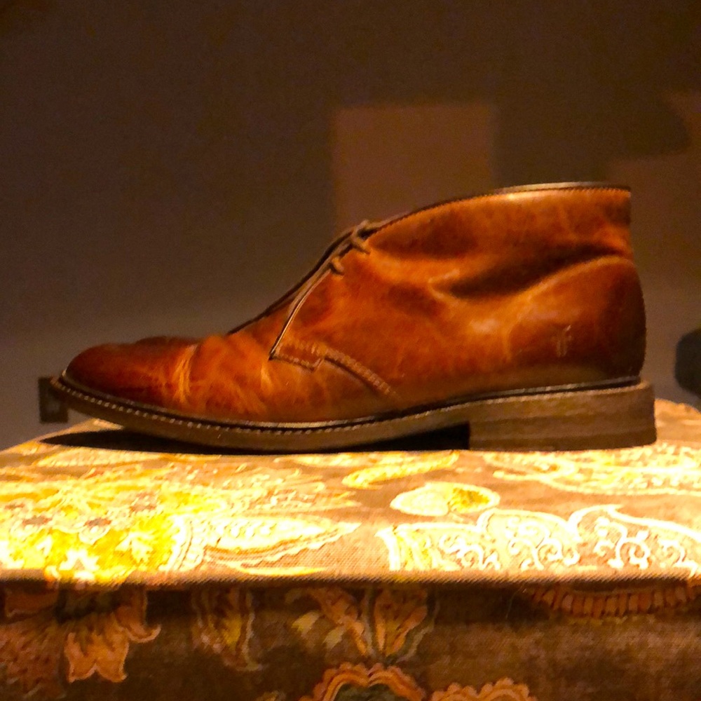 Frye James Chukka boots 10.5